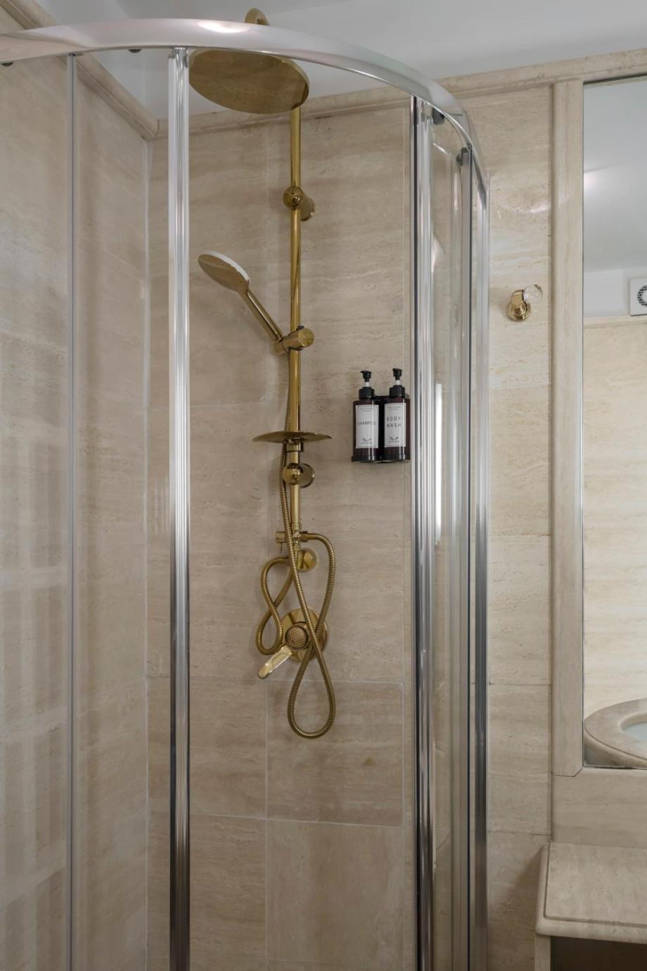 Star Beauty House Apartment Rom